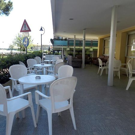 بيلاريا-إيجيا مارينا Hotel Michelangelo المظهر الخارجي الصورة