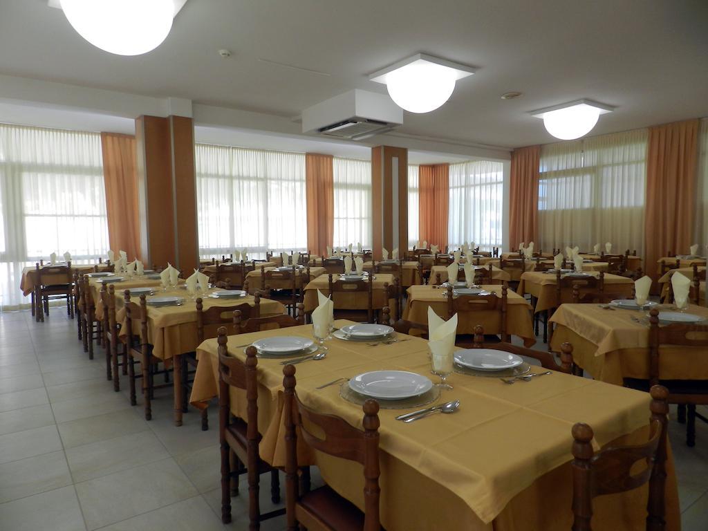 بيلاريا-إيجيا مارينا Hotel Michelangelo المظهر الخارجي الصورة